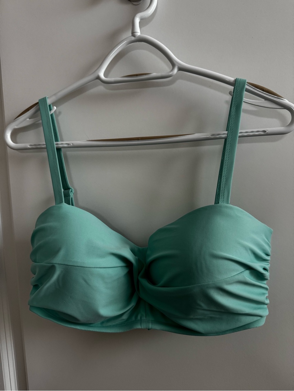 NWT Body Glove bikini top. Seafoam
